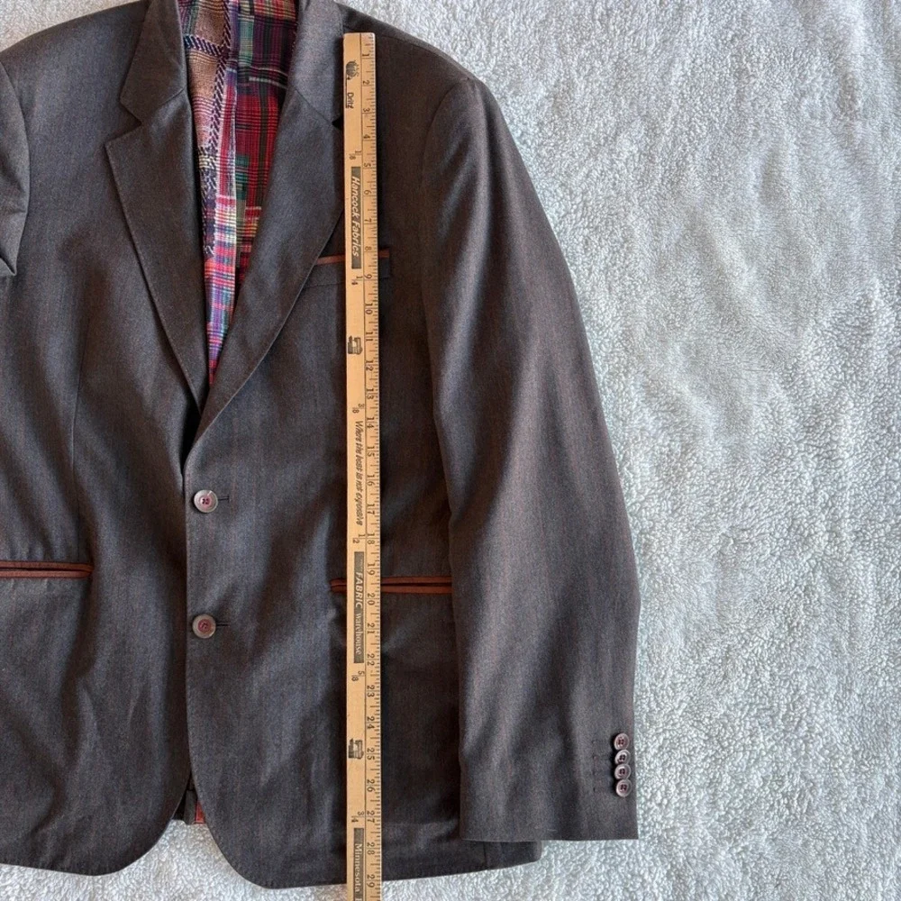 Robert Graham Mens Brown Pinstripe 100% Wool Blazer Jacket Plaid Lining Size 42‎